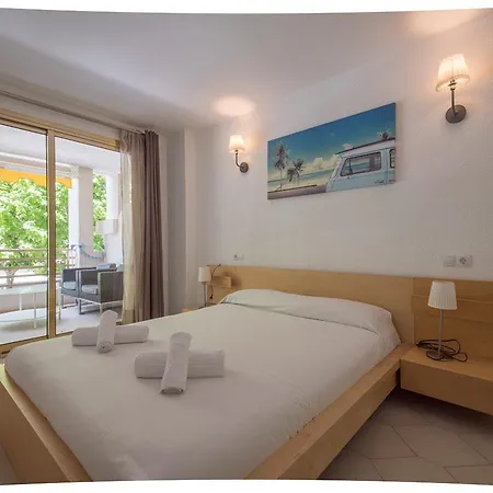 Miramar Apartment *